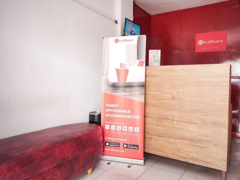 Reddoorz Near Palembang Square Mall 2 Экстерьер фото