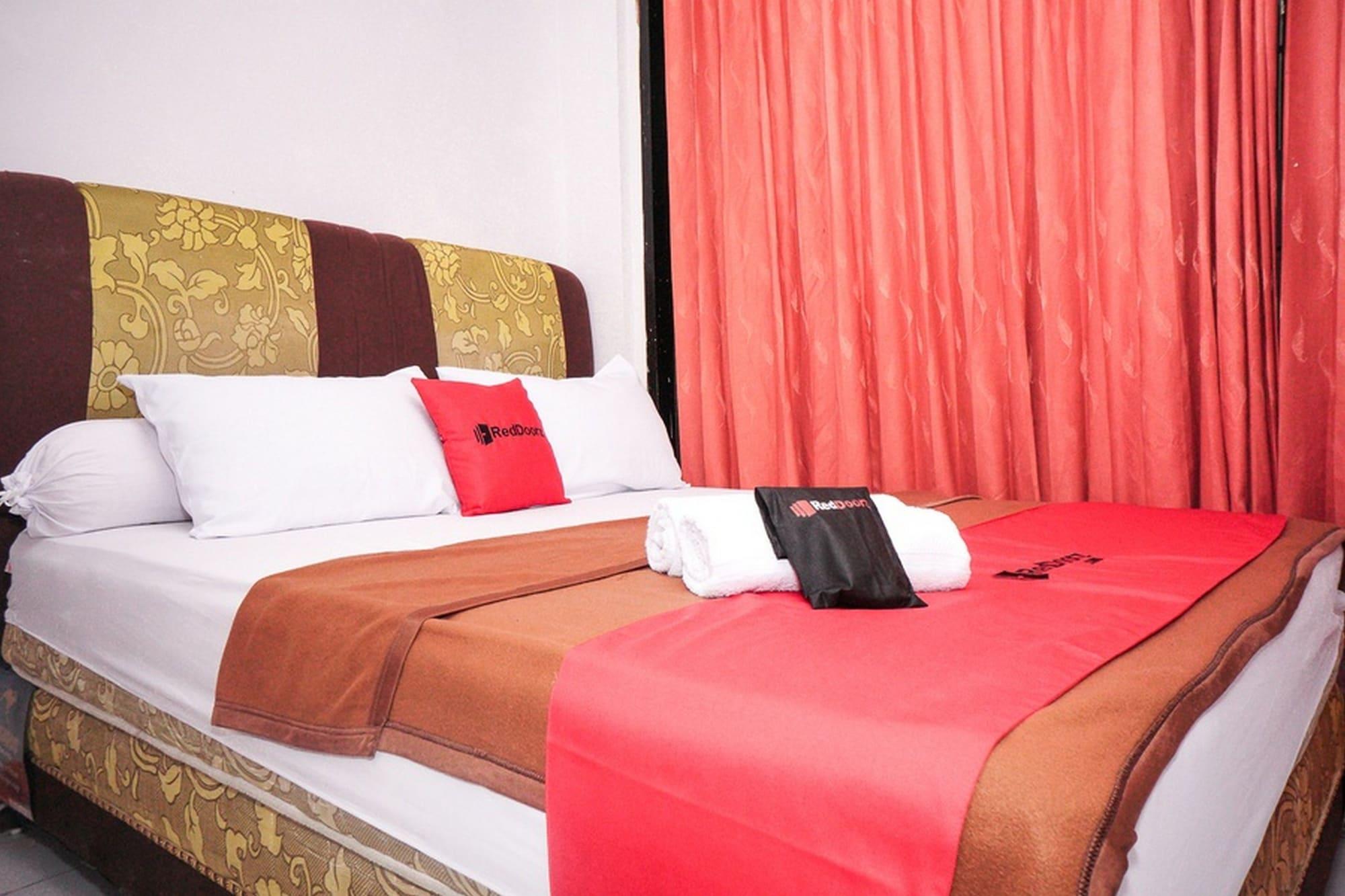 Reddoorz Near Palembang Square Mall 2 Экстерьер фото