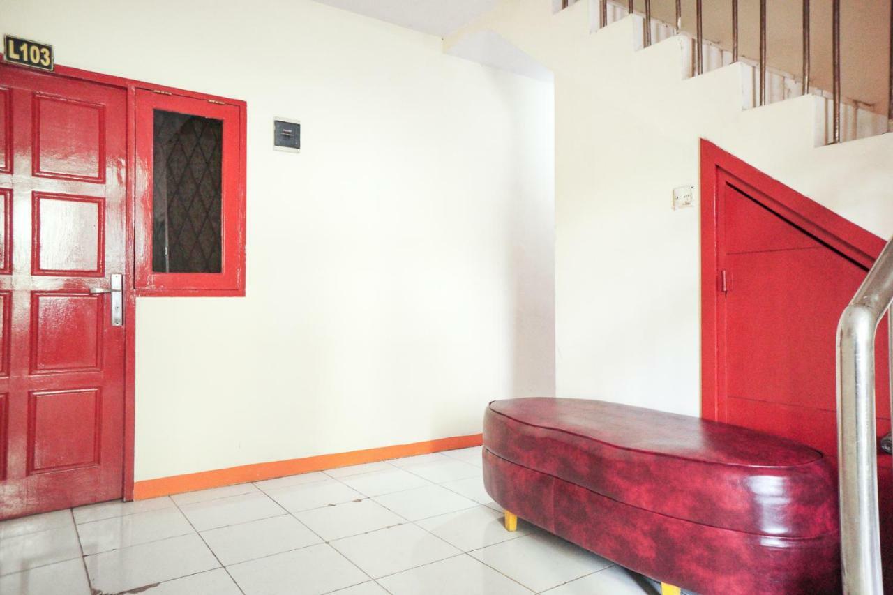 Reddoorz Near Palembang Square Mall 2 Экстерьер фото